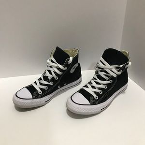 black converse hi tops size 4